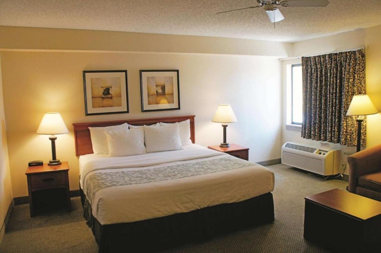 La Quinta By Wyndham Albuquerque Journal Ctr Nw Hotel Екстериор снимка