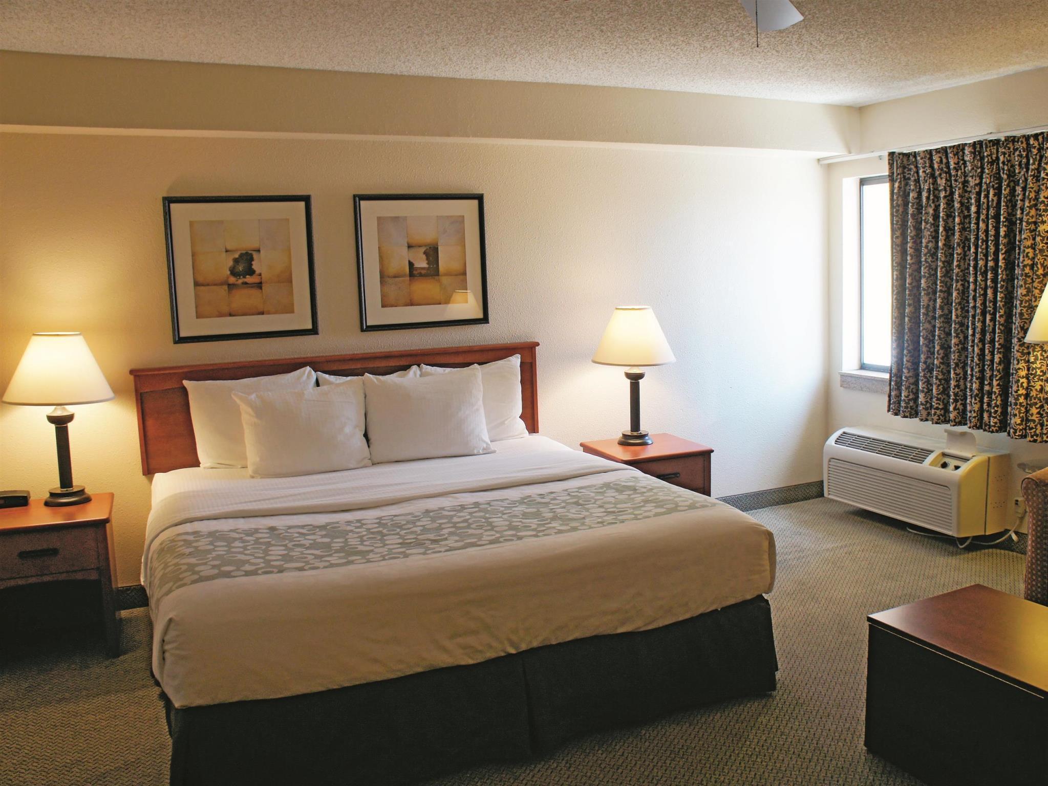La Quinta By Wyndham Albuquerque Journal Ctr Nw Hotel Екстериор снимка
