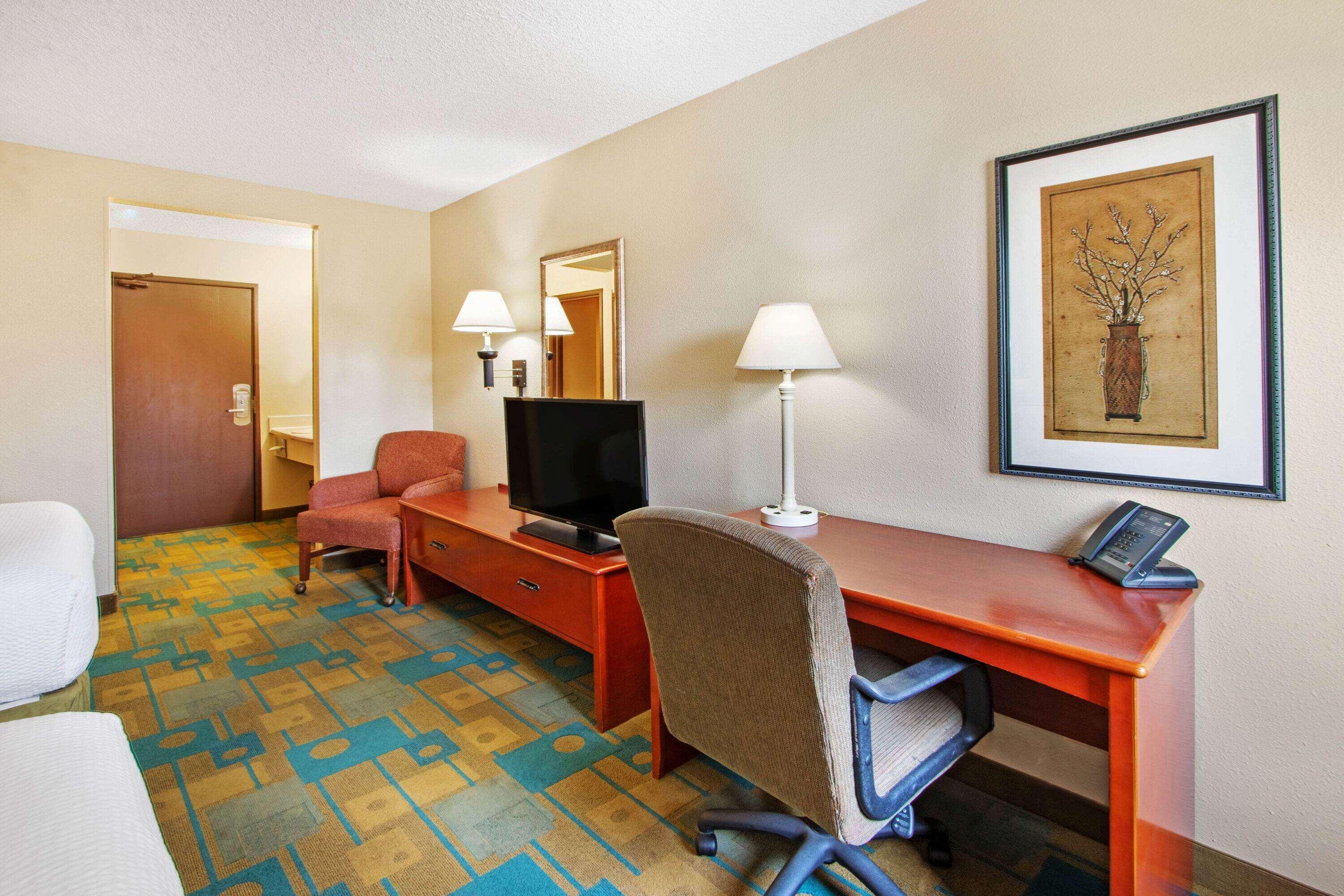 La Quinta By Wyndham Albuquerque Journal Ctr Nw Hotel Екстериор снимка